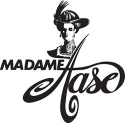 Madame Aase Pub