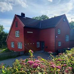 Tømmerstø Grendehus al