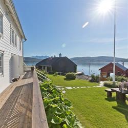 Finsnes Gaard