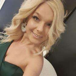 Alina Frisør AS