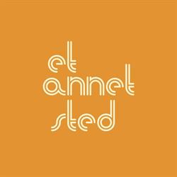 Et annet sted