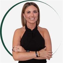 SARAI PENCZEK - permanent MAKEUP bryn & lepper