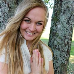 PureJoyByNina AS - Yoga, Massasje, Coaching